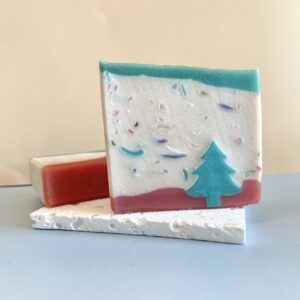 Merry Christmas Soap with orange, clove and cinnamon essential oil