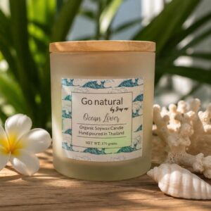 Ocean lover soywax candle with beach scented